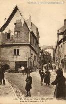 Carte postale ancienne - 182. - Un Coin du Vieux BESANÇON - Rue de Chartres