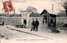 Carte postale ancienne - 598 - BESANÇON - L'Octroi à la Porte d'Arènes