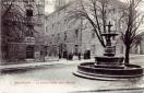 Carte postale ancienne - 12 BESANÇON - La Caserne Condé, place Marulaz