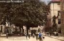 Carte postale ancienne - 118. BESANÇON - Place Marulaz et Entrée de la Caserne d...