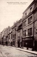 Carte postale ancienne - BESANÇON-les-BAINS - Rue d'Arènes - Maison natale du Pè...