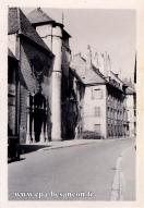 Carte postale ancienne - BESANÇON - Rue Mégevand et église Notre-Dame