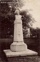 Carte postale ancienne - 15 BESANÇON - Promenade Micaud - Statue de Becquet