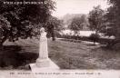 Carte postale ancienne - 120 BESANÇON. - La Statue de Just Becquet, sculpteur. P...