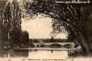 Carte postale ancienne - 126. - BESANÇON. - Pont de la République.