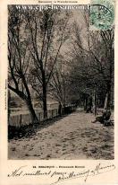 Carte postale ancienne - Excursion en Franche-Comté - 12. Besançon - Promenade M...