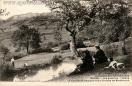 Carte postale ancienne Besançon - Lemuhot - Excursion en Franche-Comté - MORRE - Vue générale - L’Étang - Le Chemin stratégique et les Rochers de Montfaucon