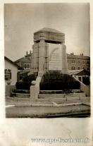 Carte postale ancienne - Besançon - Caserne de Charmont