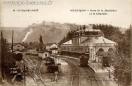 Carte postale ancienne Besançon - Nouvelles Galeries - 30 - EN FRANCHE-COMTÉ - BESANÇON - Gare de la Mouillère et la Citadelle