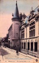 Carte postale ancienne Besançon - LL - 64 BESANÇON. - La Tour du Palais.