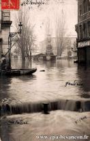 Carte postale ancienne - BESANÇON - Grande rue et Place du marché - Inondations ...