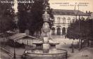 Carte postale ancienne - LA FRANCHE-COMTÉ - 49 - Besançon - Fontaine et Place de...