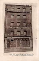 Carte postale ancienne - BESANÇON - Place du Marché - Hôtel du Levant