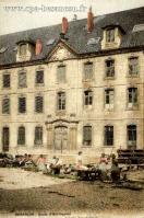 Carte postale ancienne - BESANÇON - Ecole d'Horlogerie