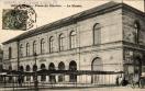 Carte postale ancienne - BESANÇON. - Place du Marché. - Le Musée.