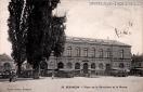 Carte postale ancienne - 33. BESANÇON - Place de la Révolution et le Musée
