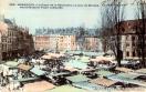 Carte postale ancienne - 362 - BESANÇON - La Place de le Révolution un jour de M...
