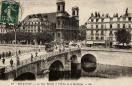Carte postale ancienne - 17  BESANÇON. - Le Pont Battant et l’Église de la Madel...