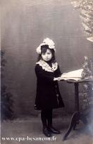 Carte postale ancienne - BESANÇON - Portrait d'enfant