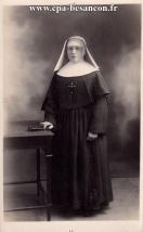 Carte postale ancienne Besançon - Allikhan - BESANÇON - Portrait d'une religieuse