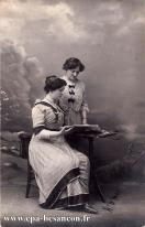 Carte postale ancienne - BESANÇON - Portrait de deux femmes