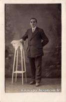 Carte postale ancienne - BESANÇON - Portrait d'homme