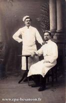 Carte postale ancienne - BESANÇON - Deux jeunes hommes
