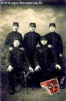 Carte postale ancienne - BESANÇON - Soldats du 4e Régiment d'Artillerie - PHR Se...