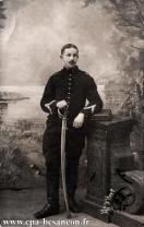 Carte postale ancienne - BESANÇON - Portrait d'un militaire du 5e régiment