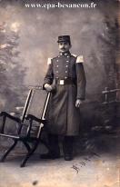 Carte postale ancienne - BESANÇON - Théodul soldat du 7e État-major - Caserne Ly...