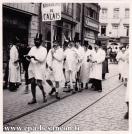 Carte postale ancienne - BESANÇON - Rue de la Préfecture - Mi-Carême estudiantin...