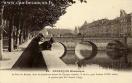 Carte postale ancienne - 58. BESANÇON Historique - Le Pont de Battant, dont les ...