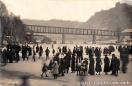 Carte postale ancienne - Besançon - Patinage sur le Doubs à Rivotte