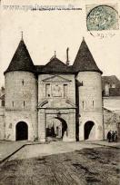 Carte postale ancienne - 104 - BESANÇON - La Porte Rivotte