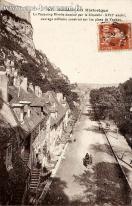 Carte postale ancienne Besançon - I.P.M. - 99. BESANÇON Historique - Le Faubourg Rivotte dominé par la Citadelle (XVIIe siècle), ouvrage militaire construit sur les plans de Vauban.