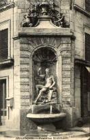 Carte postale ancienne Besançon - SFNGR (Globe) - BESANÇON. - Fontaine Ronchaux.