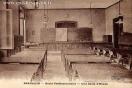 Carte postale ancienne - BESANÇON - Ecole Professionnelle - Une Salle d'Etude