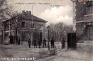 Carte postale ancienne - 4me Régiment d'Artillerie - Porte d'Entrée