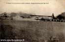 Carte postale ancienne - Le Départ du Lieutenant aviateur REMY. Polygone de Besa...