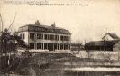 Carte postale ancienne - 356. - St-CLAUDE-BESANÇON. - Ecole des Garçons