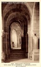 Carte postale ancienne - 2655 BESANÇON-LES-BAINS - BASILIQUE DE St-FERJEUX - DÉA...