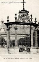 Carte postale ancienne - 146 BESANÇON. - Grille de l'Hôpital (1703).