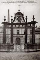 Carte postale ancienne - BESANÇON - Hôpital SAINT-JACQUES - Grille monumentale d...