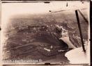Carte postale ancienne - BESANÇON - Vue aérienne - La Citadelle, la gare de tria...