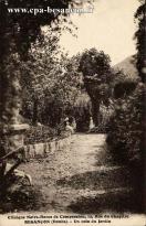 Carte postale ancienne - Clinique Notre-Dame de Compassion, 12, Rue du Chapitre ...