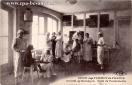 Carte postale ancienne - UNION DES FEMMES DE FRANCE - Comité de Besançon - Salle...