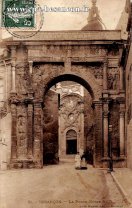 Carte postale ancienne Besançon - L. Mosdier - 23. - BESANÇON. - LA PORTE NOIRE (167)