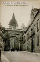 Carte postale ancienne - 27. - BESANÇON. - La Porte Noire et l'Archevéché