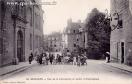 Carte postale ancienne Besançon - Raffin - 52. BESANÇON - Rue de la Convention et Jardin Archéologique