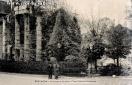 Carte postale ancienne - BESANÇON - Le Square St-Jean et les Ruines Romaines